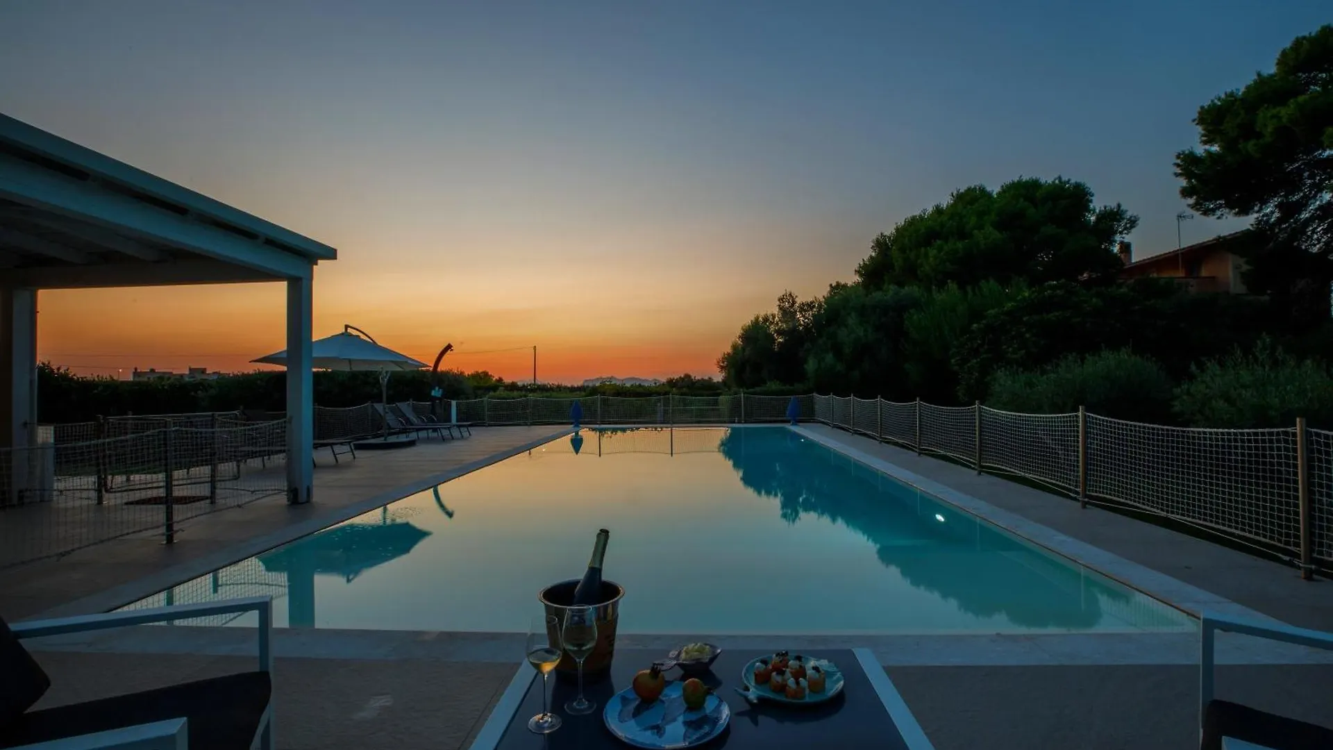 Villa Salicornia - Piscina, Jacuzzi E Vista Isole Marsala Italy